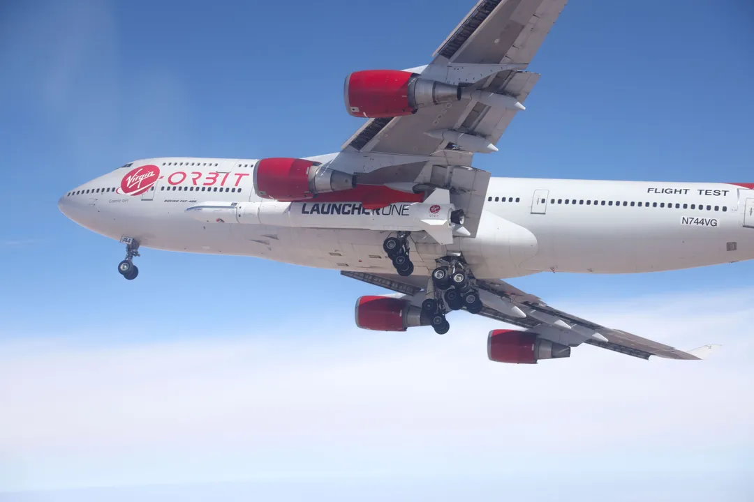 Virgin Orbit one step closer to 2019 mission after successful test flight with “flying launch pad”
