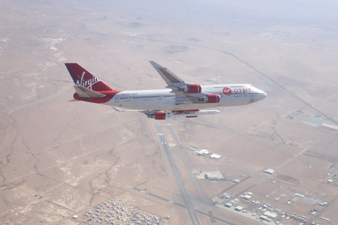 Virgin Orbit one step closer to 2019 mission after successful test flight with “flying launch pad”
